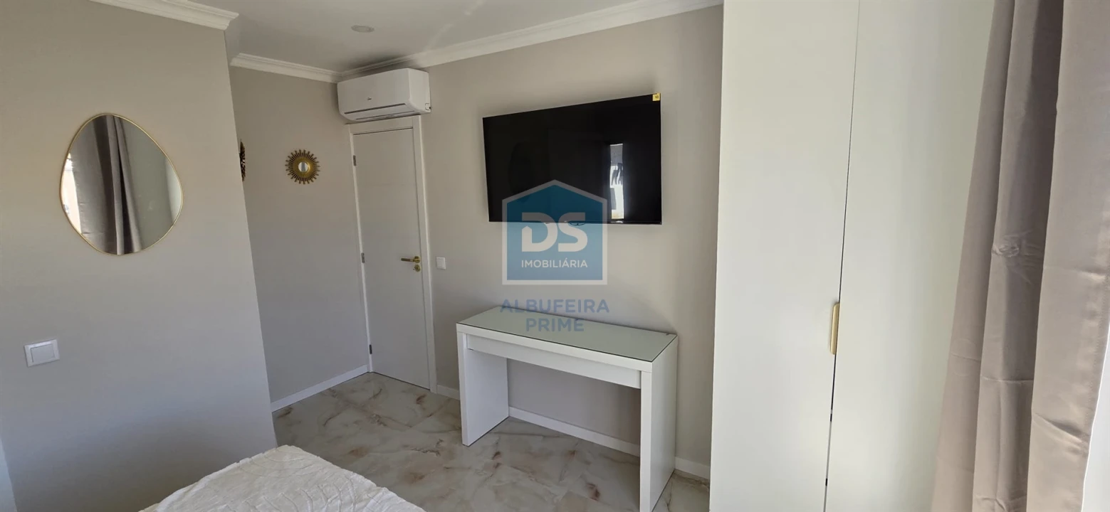 Apartamento T2 para Venda em Albufeira e Olhos de Água Foto 5