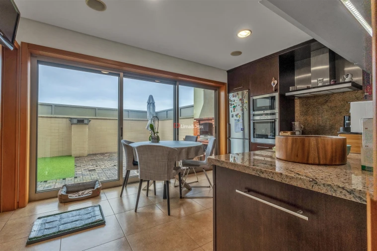 Moradia T3 para Venda em Gulpilhares e Valadares Foto 5