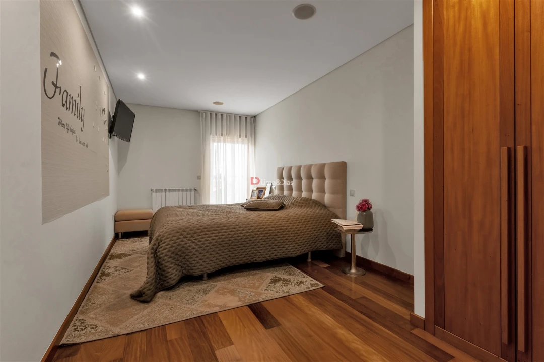 Moradia T3 para Venda em Gulpilhares e Valadares Foto 19