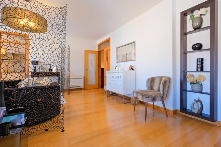 Apartamento T3 para Venda em Parque das Nações Foto 15