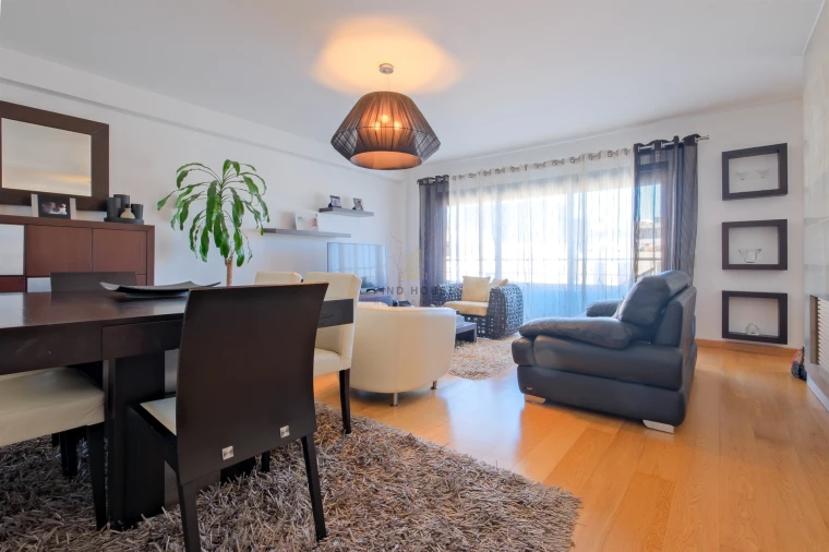 Apartamento T3 para Venda em Parque das Nações Foto 10