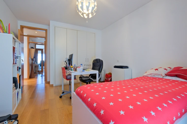 Apartamento T3 para Venda em Parque das Nações Foto 21