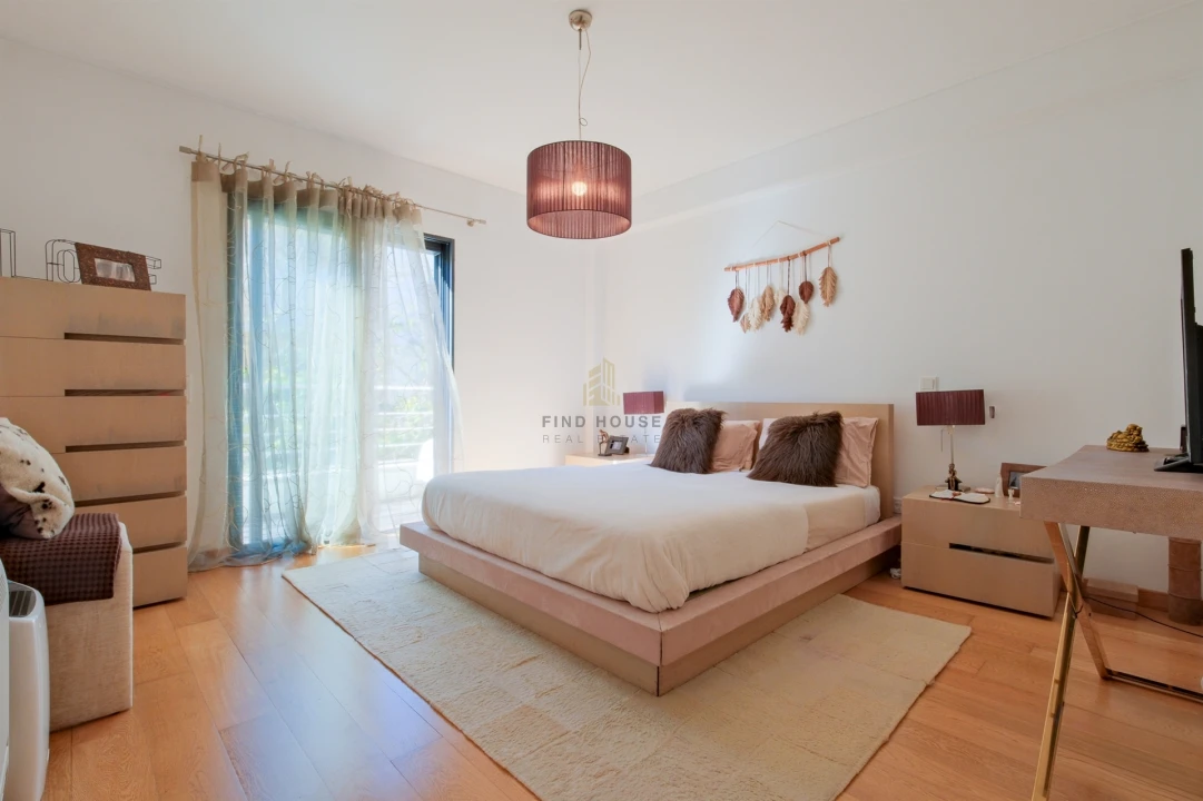 Apartamento T3 para Venda em Parque das Nações Foto 28