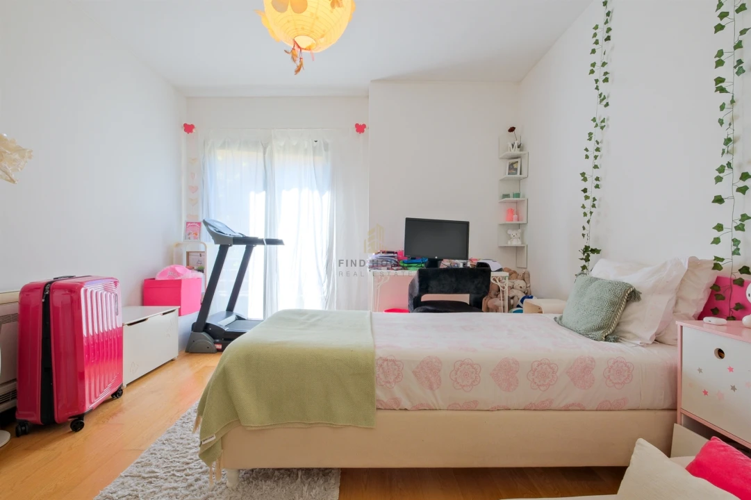 Apartamento T3 para Venda em Parque das Nações Foto 18