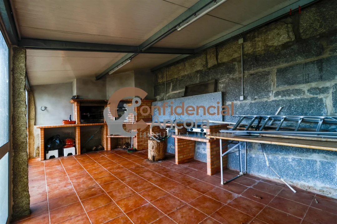 Moradia T4 para Venda em Gouveia (São Pedro e São Julião) Foto 16