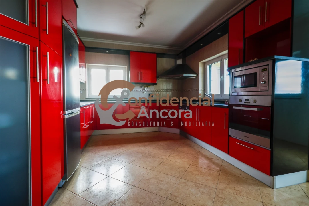 Moradia T4 para Venda em Gouveia (São Pedro e São Julião) Foto 29