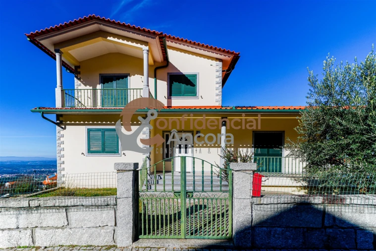 Moradia T4 para Venda em Gouveia (São Pedro e São Julião) Foto 6