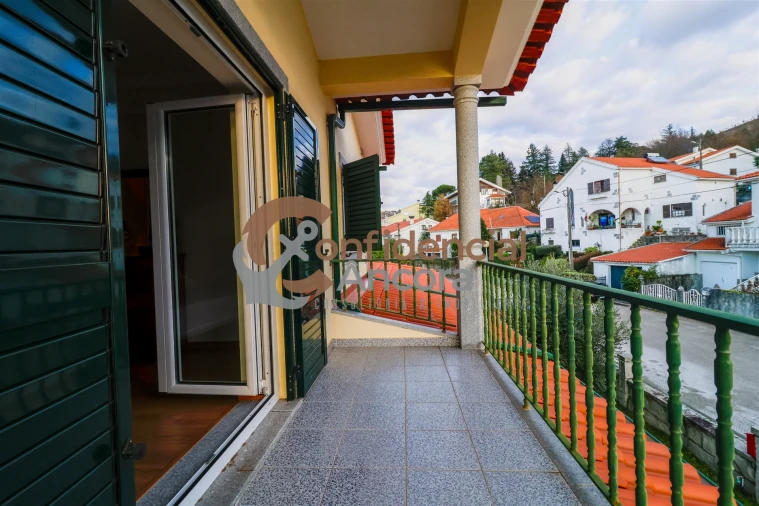 Moradia T4 para Venda em Gouveia (São Pedro e São Julião) Foto 49