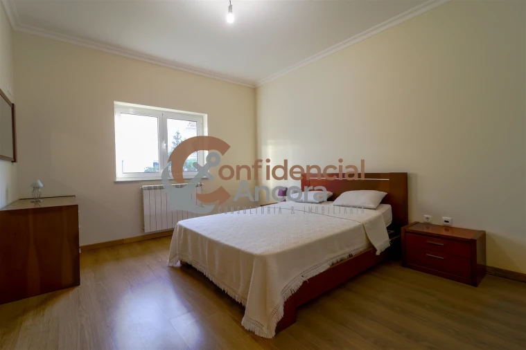 Moradia T4 para Venda em Gouveia (São Pedro e São Julião) Foto 36