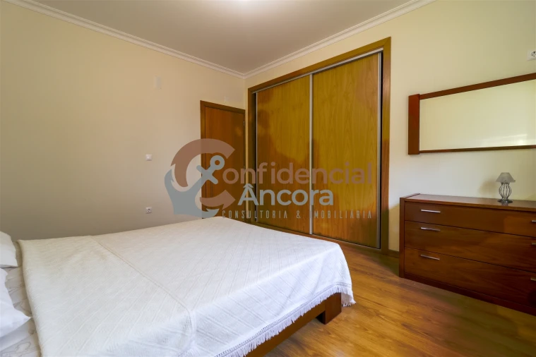 Moradia T4 para Venda em Gouveia (São Pedro e São Julião) Foto 37