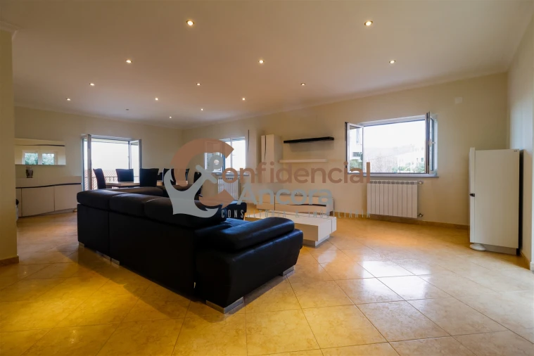 Moradia T4 para Venda em Gouveia (São Pedro e São Julião) Foto 20