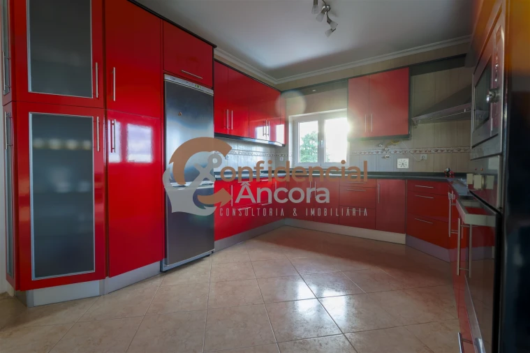 Moradia T4 para Venda em Gouveia (São Pedro e São Julião) Foto 30