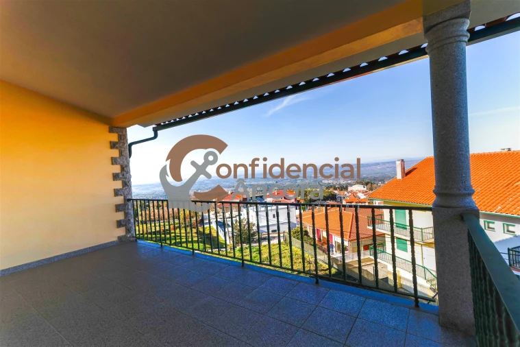 Moradia T4 para Venda em Gouveia (São Pedro e São Julião) Foto 9