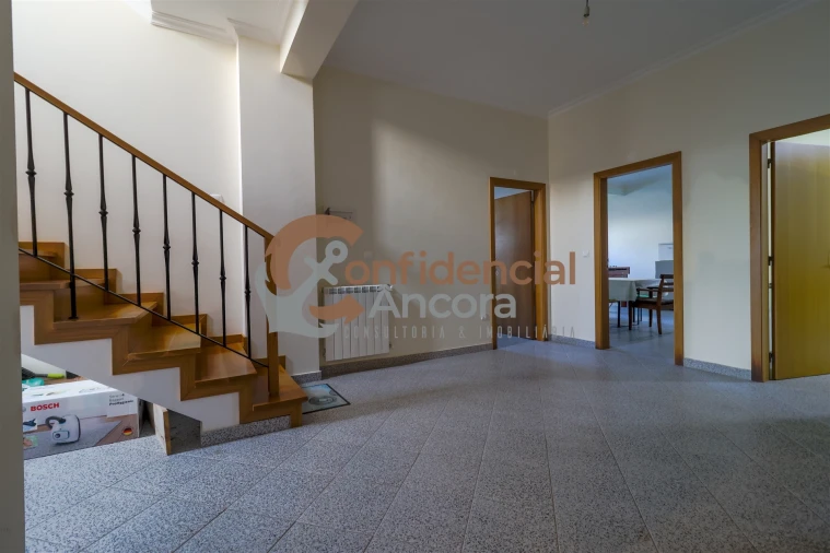 Moradia T4 para Venda em Gouveia (São Pedro e São Julião) Foto 51