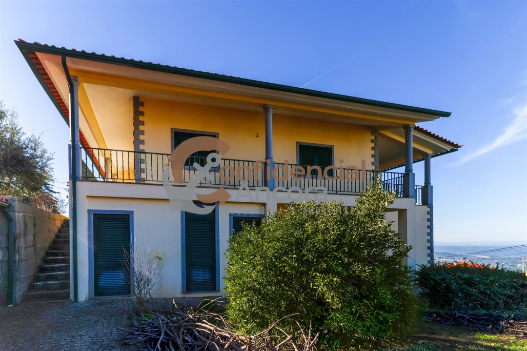 Moradia T4 para Venda em Gouveia (São Pedro e São Julião) Foto 8