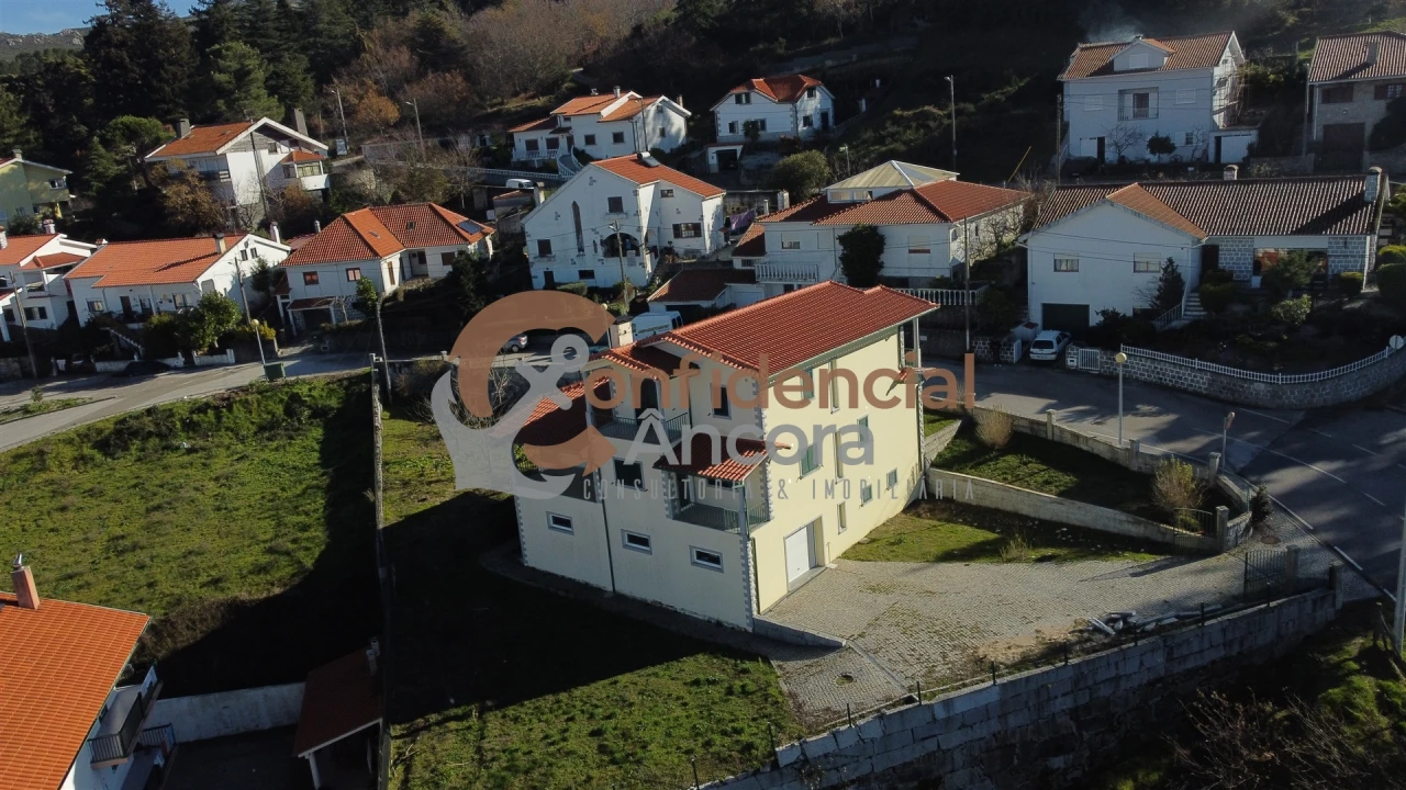 Moradia T4 para Venda em Gouveia (São Pedro e São Julião) Foto 62