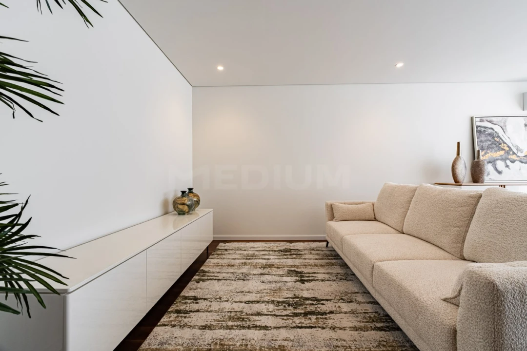 Apartamento T2 para Venda em Cidade da Maia Foto 3