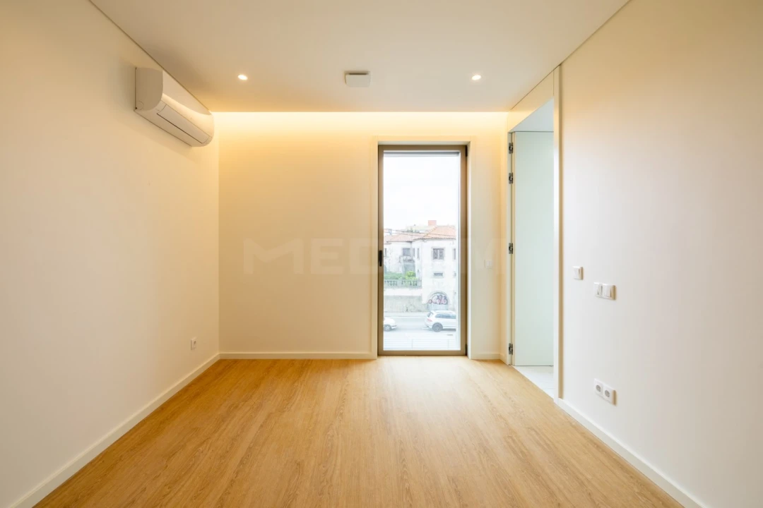 Apartamento T2 para Venda em Aguas Santas Foto 8