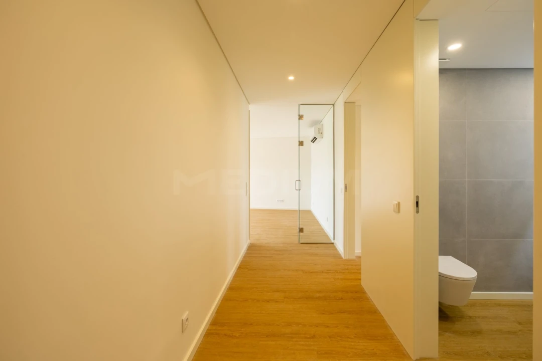 Apartamento T2 para Venda em Aguas Santas Foto 15