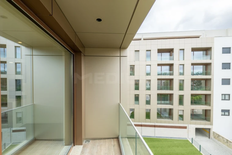 Apartamento T2 para Venda em Aguas Santas Foto 17