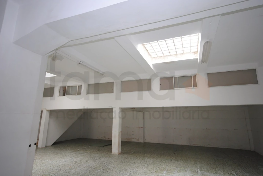 Loja para Venda em Areeiro Foto 19