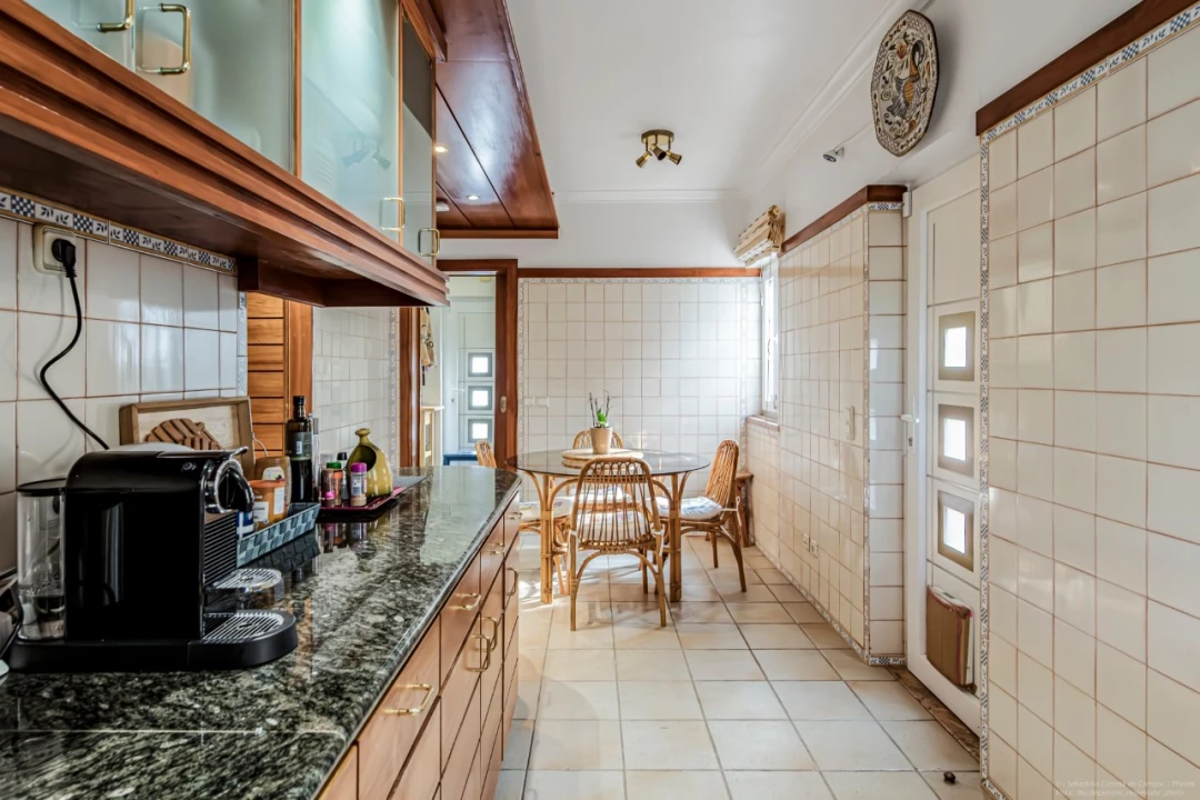 Moradia T5 para Venda em Alcabideche Foto 12