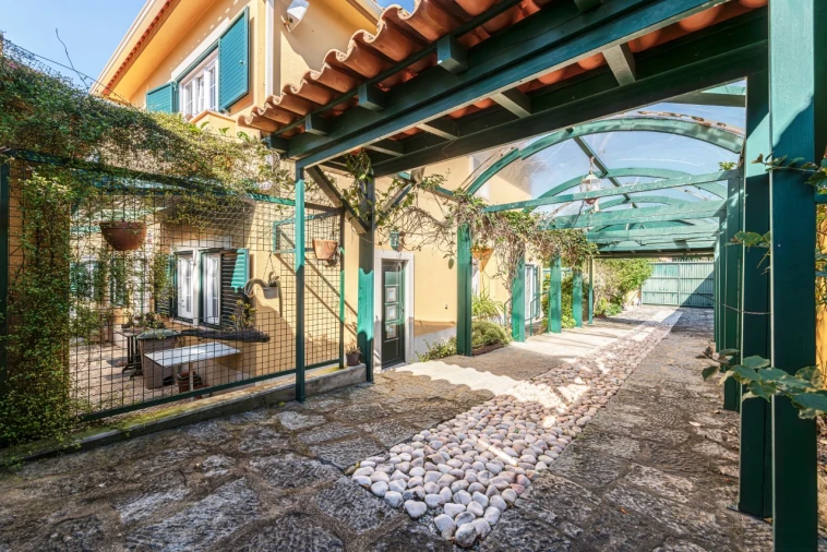 Moradia T5 para Venda em Alcabideche Foto 8