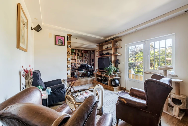 Moradia T5 para Venda em Alcabideche Foto 28