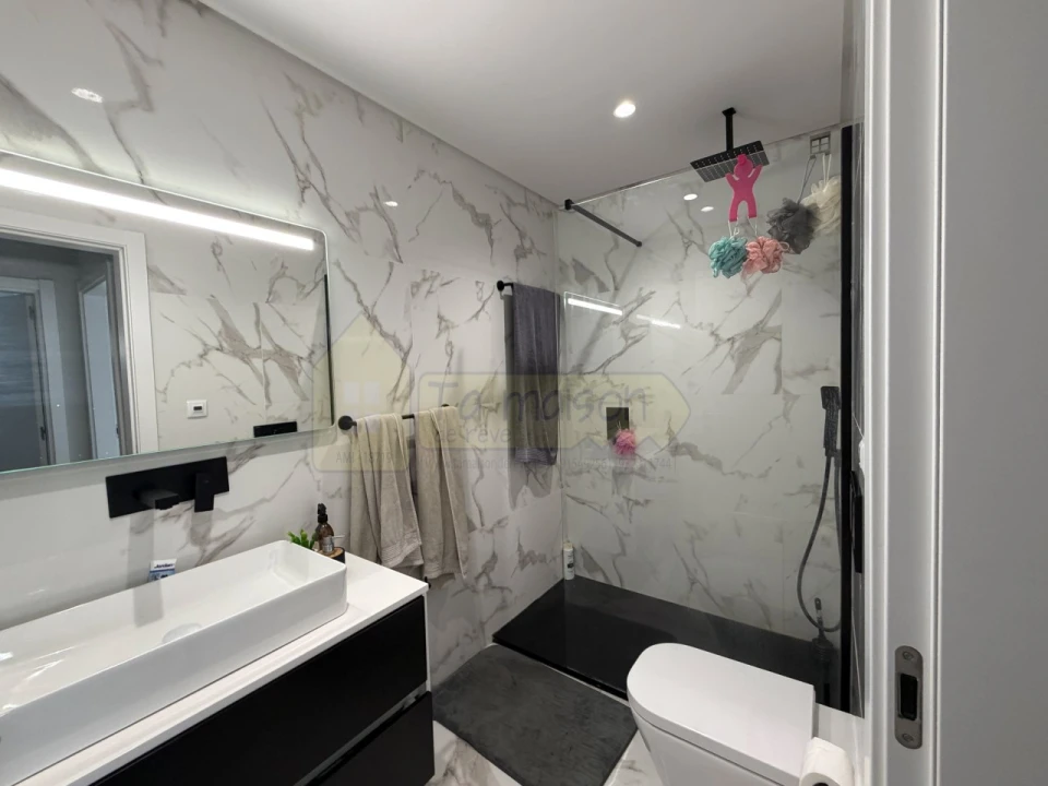 Apartamento T2 para Venda em Almancil Foto 19