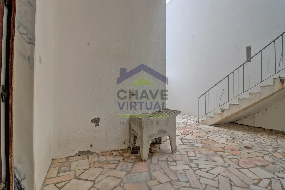 Loja para Arrendamento em Bombarral e Vale Covo Foto 14