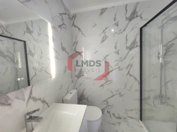 Apartamento T2 para Venda em Oliveira do Douro
