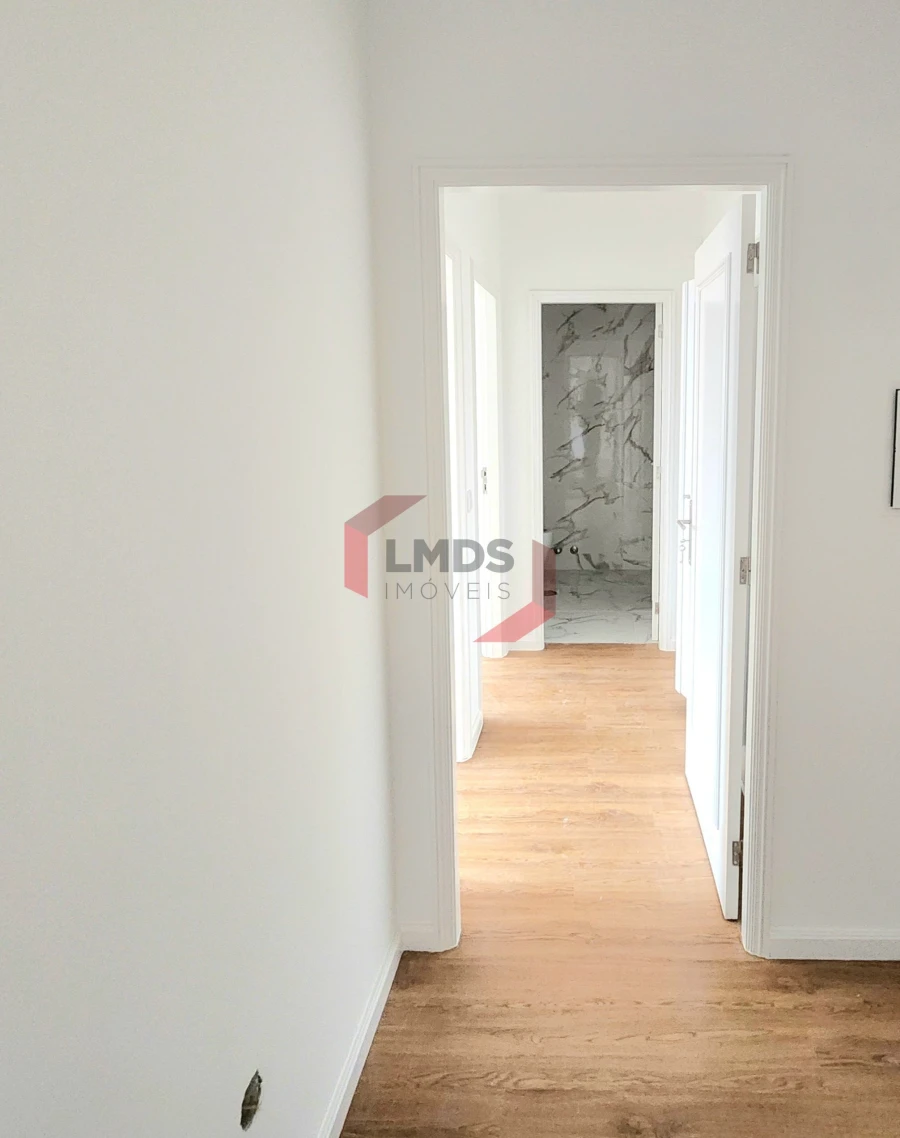 Apartamento T2 para Venda em Oliveira do Douro Foto 9