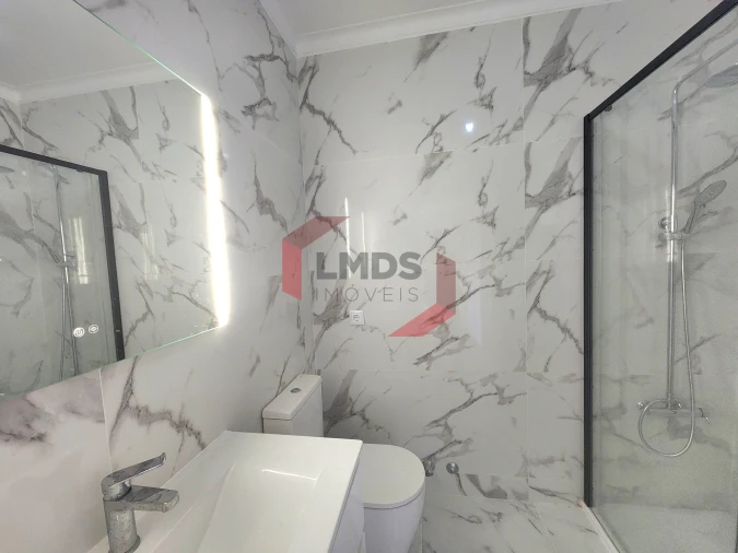 Apartamento T2 para Venda em Oliveira do Douro Foto 15