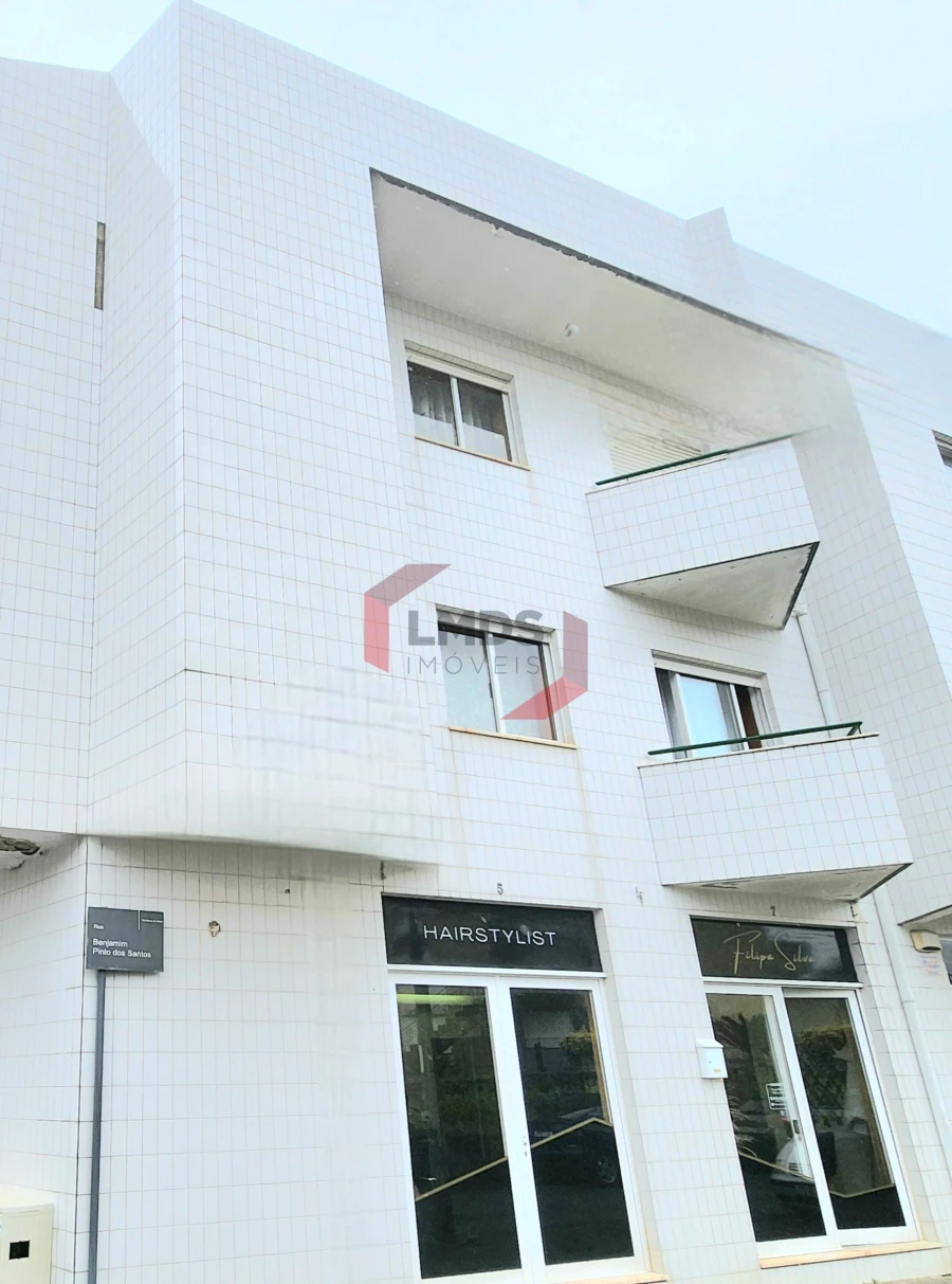 Apartamento T2 para Venda em Oliveira do Douro Foto 20