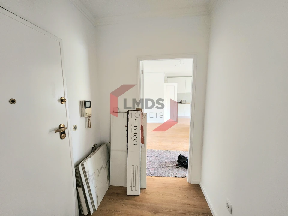 Apartamento T2 para Venda em Oliveira do Douro Foto 6