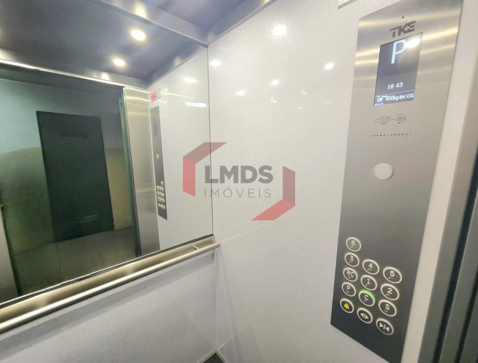 Apartamento T3 para Venda em Mafamude e Vilar do Paraíso Foto 6