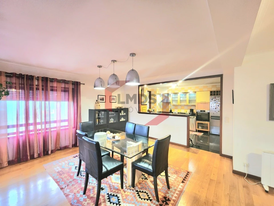 Apartamento T3 para Venda em Mafamude e Vilar do Paraíso Foto 12