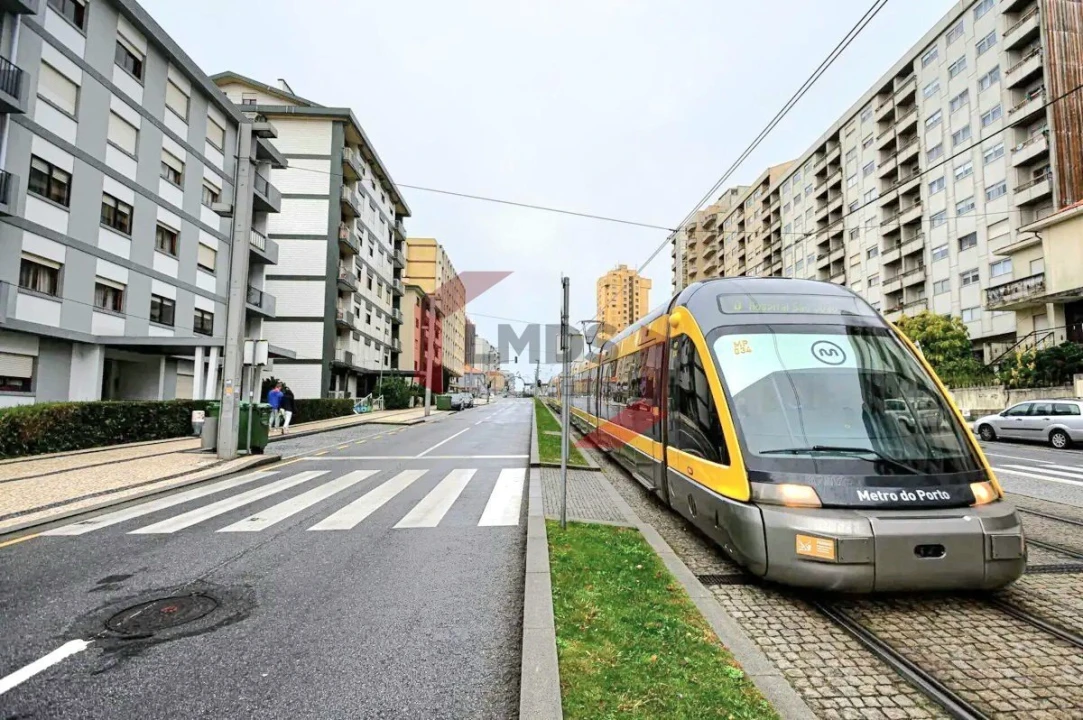 Apartamento T3 para Venda em Mafamude e Vilar do Paraíso Foto 3