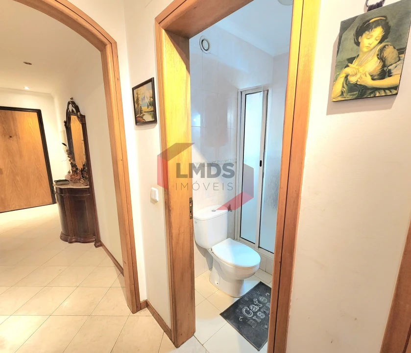 Apartamento T2 para Venda em Rio Tinto Foto 16