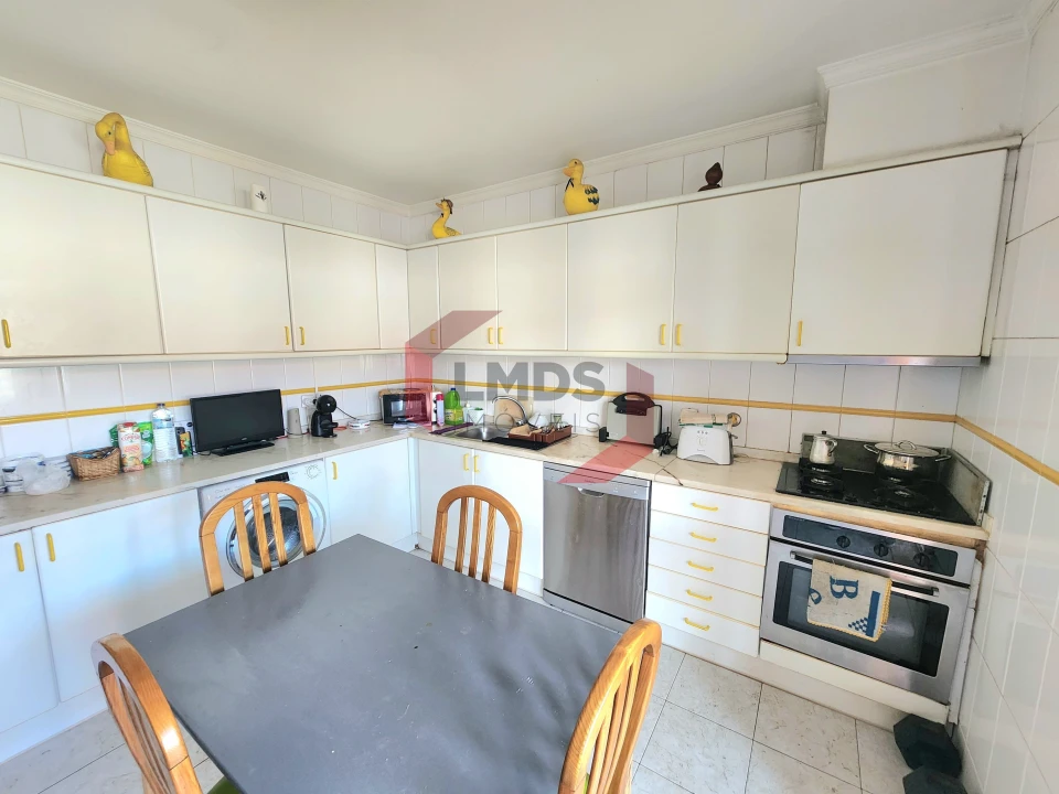 Apartamento T2 para Venda em Rio Tinto Foto 12