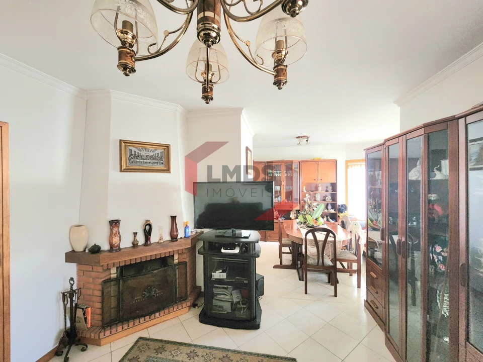 Apartamento T2 para Venda em Rio Tinto Foto 7