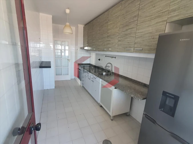 Apartamento T3 para Venda em Vilar de Andorinho Foto 9