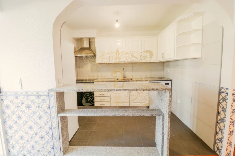 Moradia T2 para Venda em Sesimbra (Castelo) Foto 11