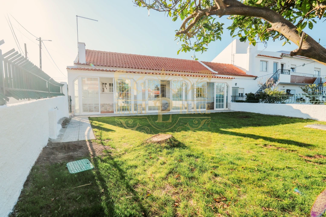 Moradia T2 para Venda em Sesimbra (Castelo) Foto 6