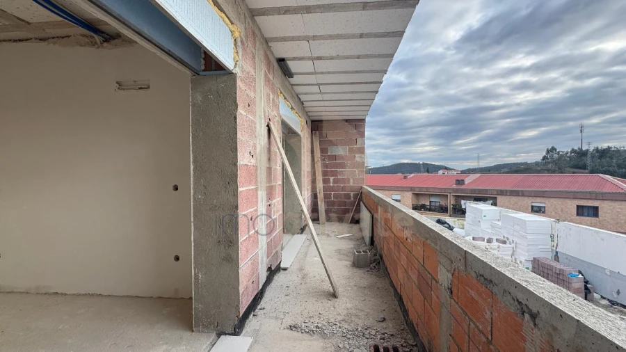 Apartamento T2 para Venda em Lustosa e Barrosas (Santo Estêvão) Foto 15