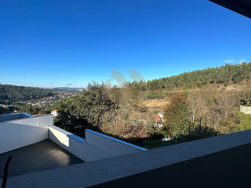 Apartamento T2 para Venda em Lustosa e Barrosas (Santo Estêvão) Foto 9