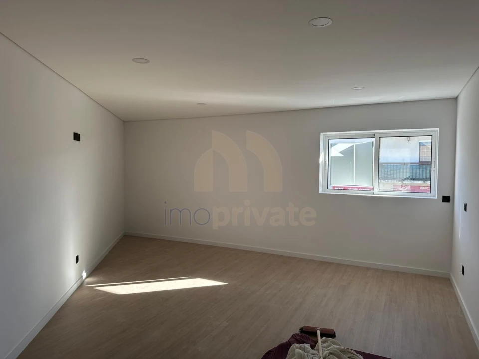Apartamento T2 para Venda em Lustosa e Barrosas (Santo Estêvão) Foto 4