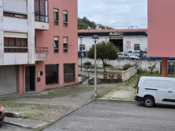 Loja para Venda em Milharado