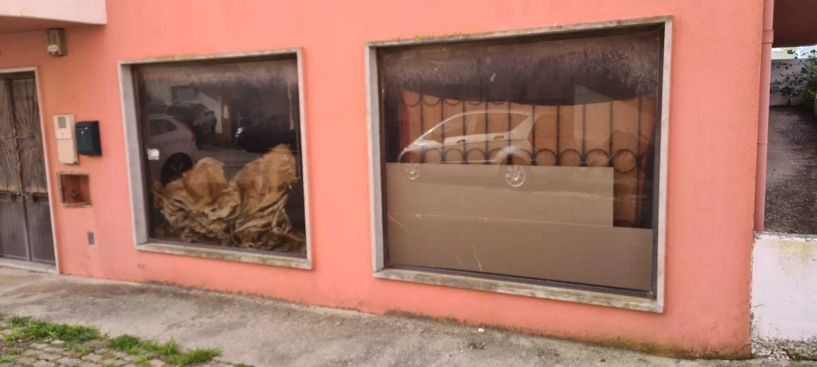 Loja para Venda em Milharado Foto 4