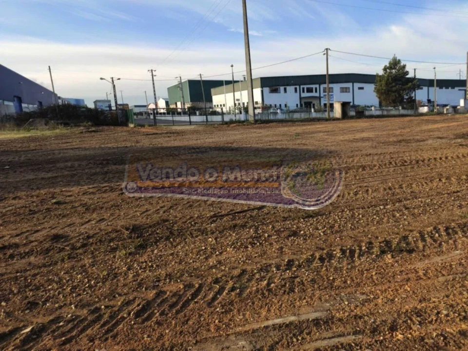Terreno para Venda em Samora Correia Foto 2